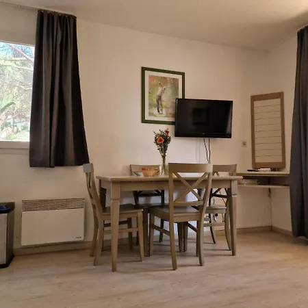 Little Valescure Yourhosthelper Apartament Saint-Raphaël